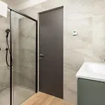 Apartment Belinda With Balcony & Private Parking *