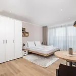 Apartment Belinda With Balcony & Private Parking
