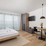 Apartment Belinda With Balcony & Private Parking *