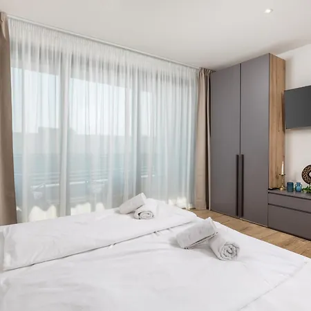 Belinda With Balcony & Private Parking Opatija