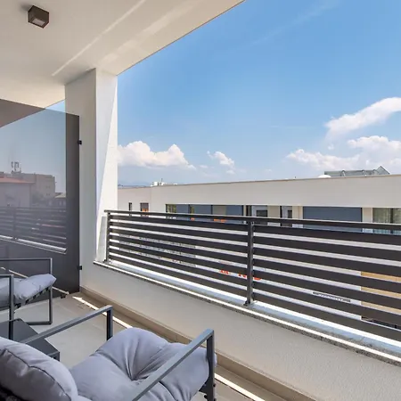 Apartament Belinda With Balcony & Private Parking
