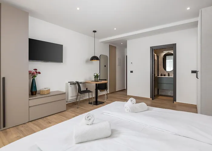 Belinda With Balcony & Private Parking * Abbazia