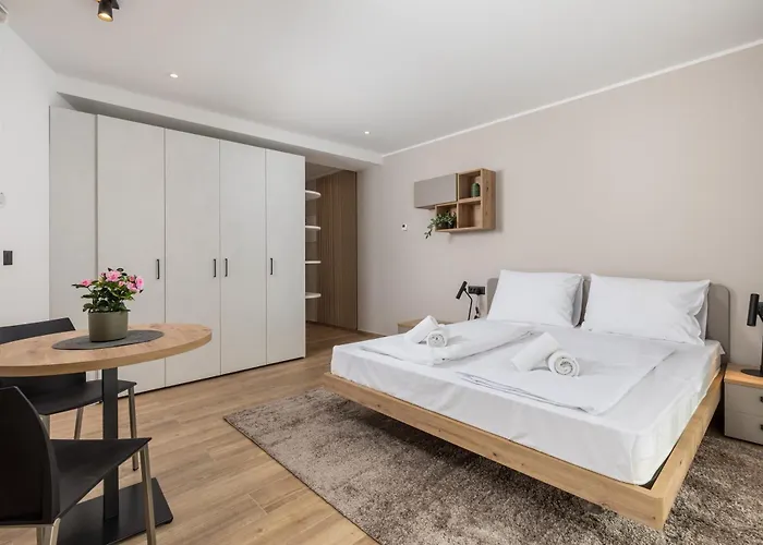 Belinda With Balcony & Private Parking Appartamento Abbazia