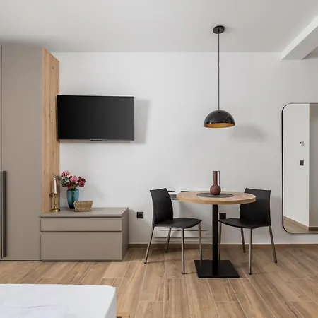 Apartment Belinda With Balcony & Private Parking