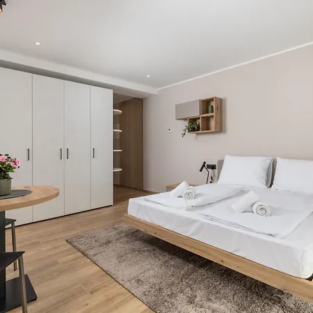 Belinda With Balcony & Private Parking Appartamento Abbazia