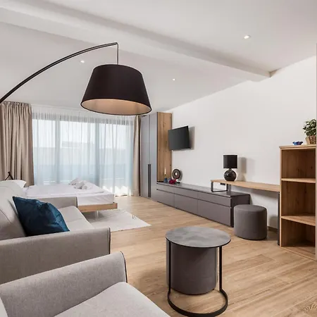 Apartment Belinda With Balcony & Private Parking Opatija