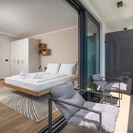Belinda With Balcony & Private Parking * Abbazia