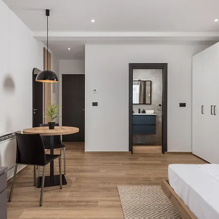 Belinda With Balcony & Private Parking Apartment Opatija