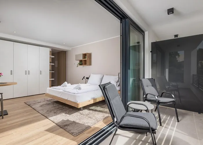 Belinda With Balcony & Private Parking Daire Opatija