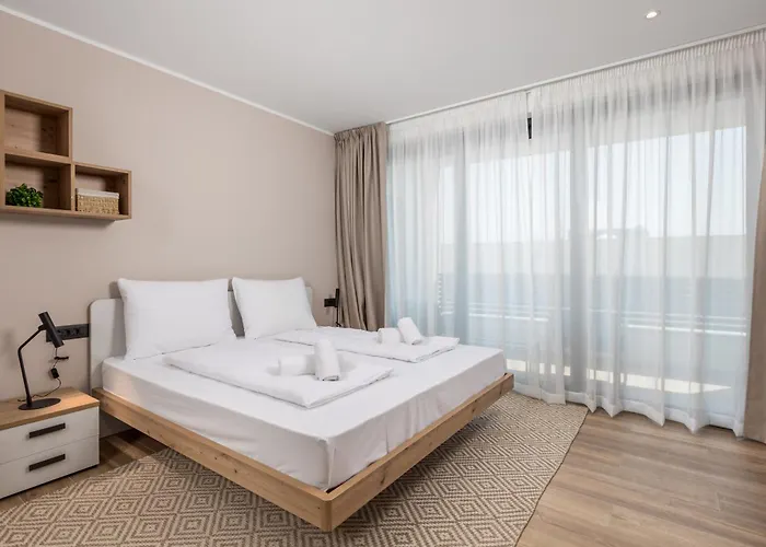 Belinda With Balcony & Private Parking Daire Opatija